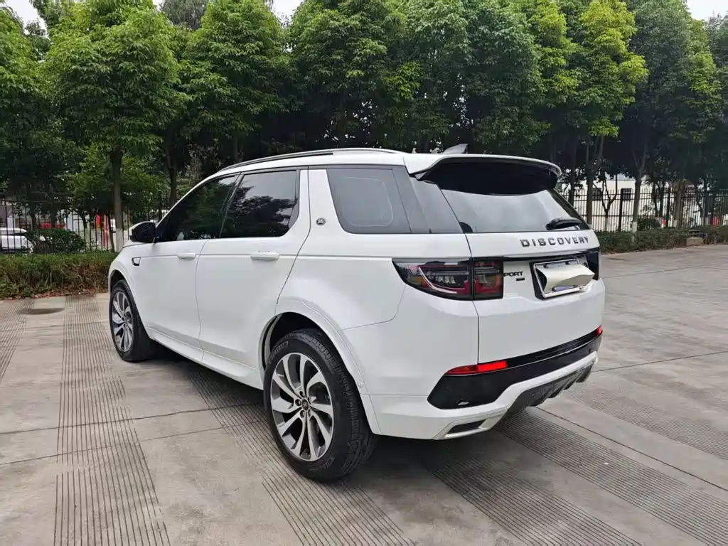 Land Rover Discovery Sport — миниатюра 8