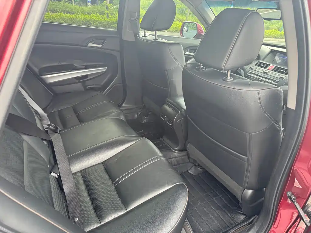 Honda Crosstour — миниатюра 10