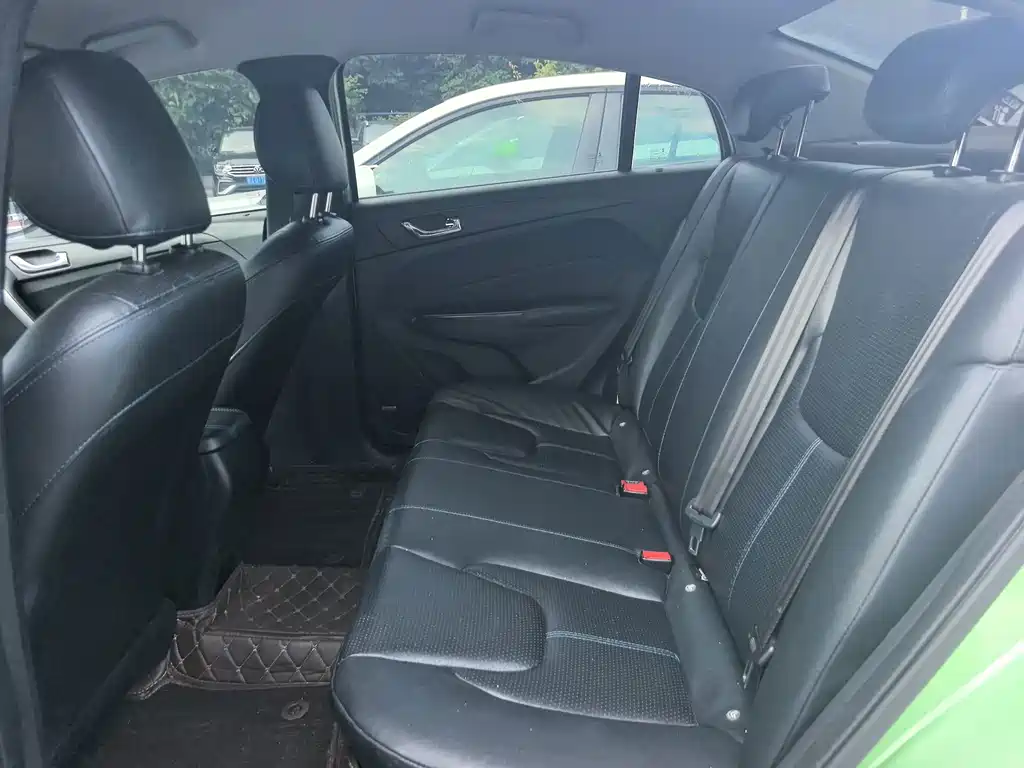 Chery New Energy Arrizo e — миниатюра 12