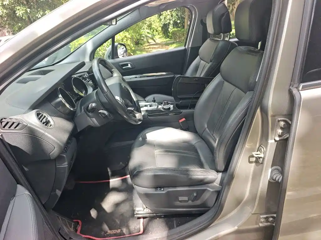 Peugeot 3008 — миниатюра 8