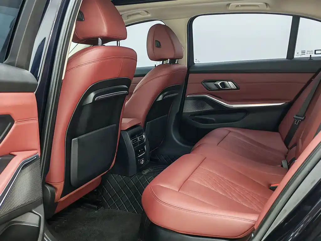 BMW 3 Series — миниатюра 9