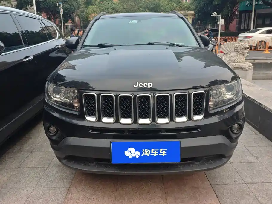 Jeep Compass (Import) — миниатюра 2