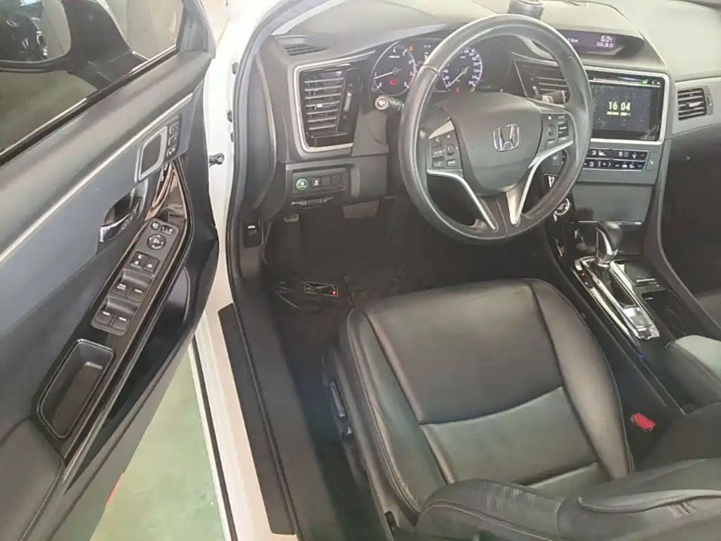 Honda Spirior — миниатюра 16