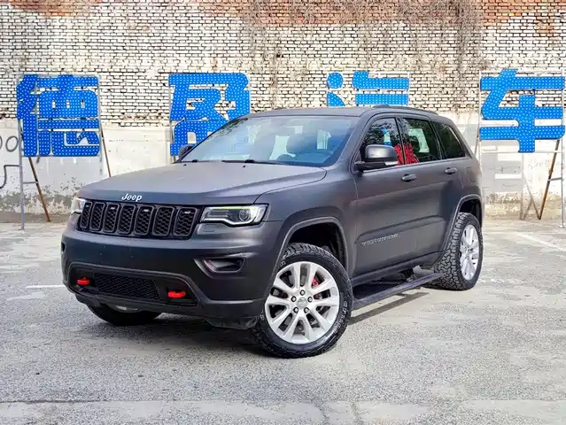 JEEP GRAND CHEROKEE 2018