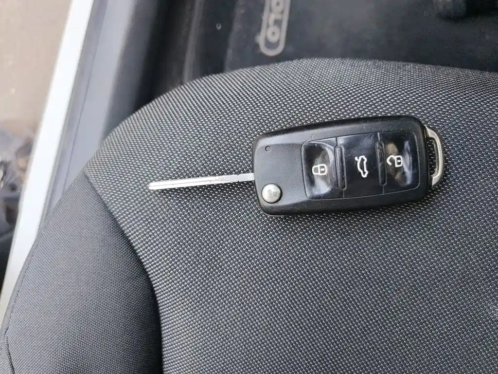 Volkswagen Polo 2014 1.4L MT Comfort