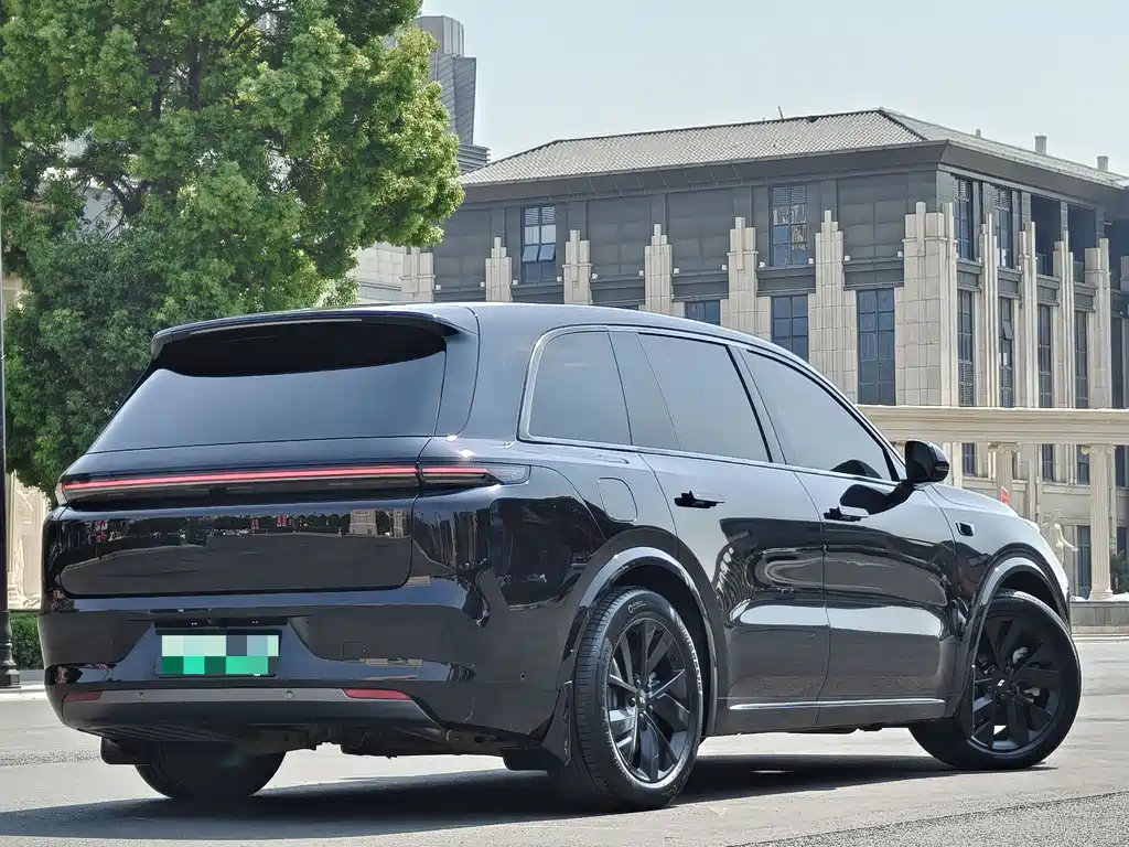 Li Auto Li L8 — миниатюра 10