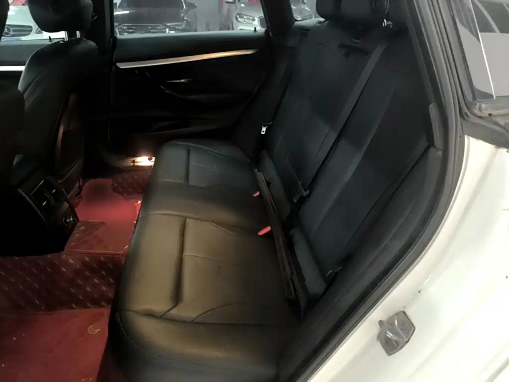 BMW 3 Series GT — миниатюра 17