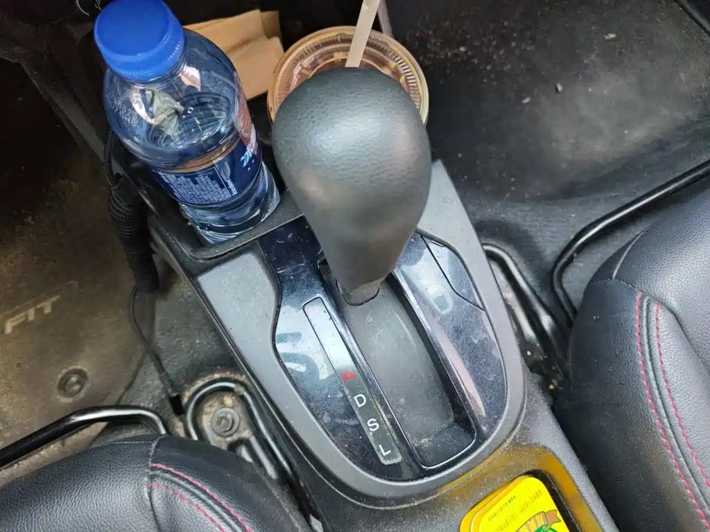 Honda Fit — миниатюра 10