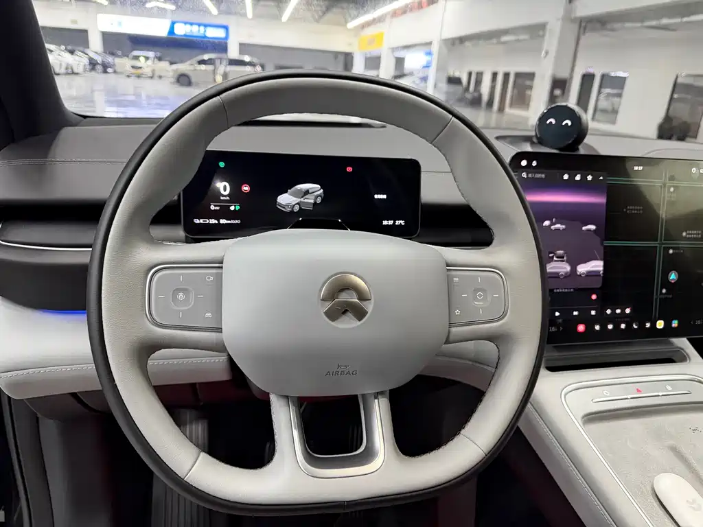 NIO ES6 — миниатюра 7