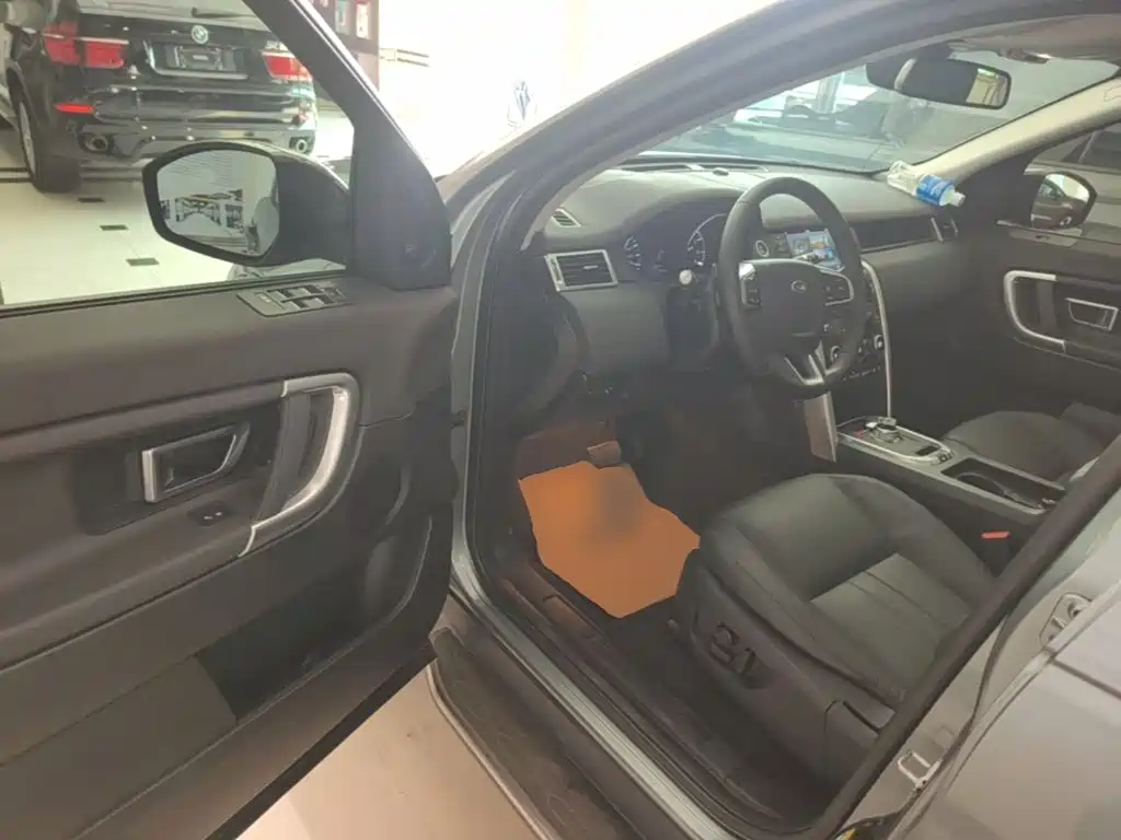 Land Rover Discovery Sport — миниатюра 16