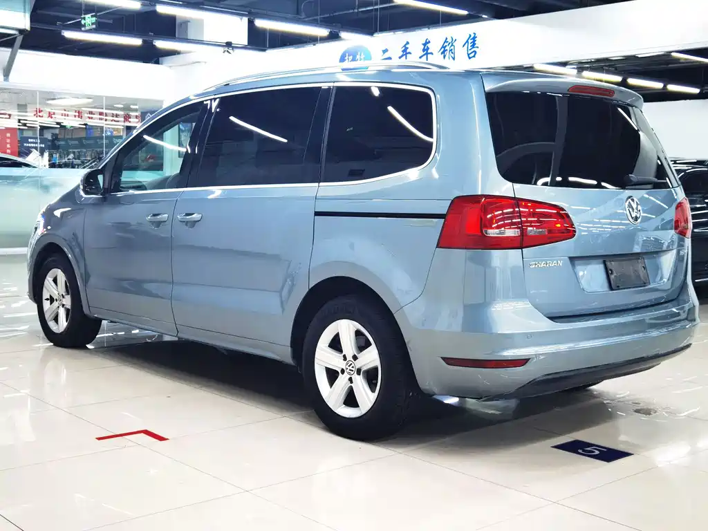 Volkswagen Sharan — миниатюра 6