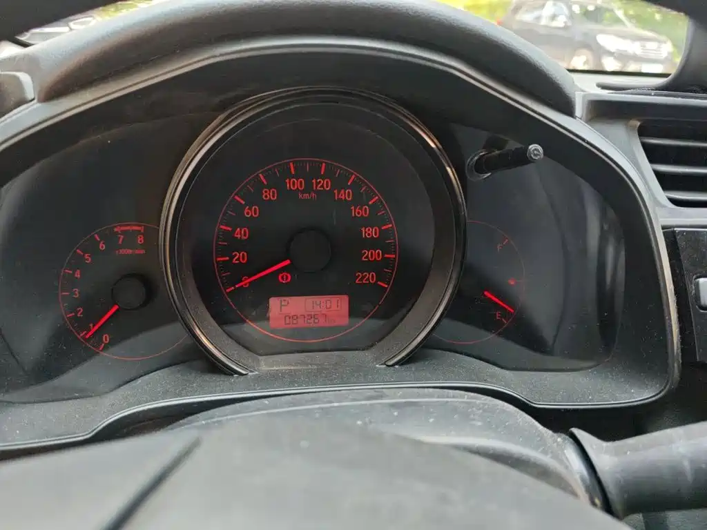 Honda Fit — миниатюра 7
