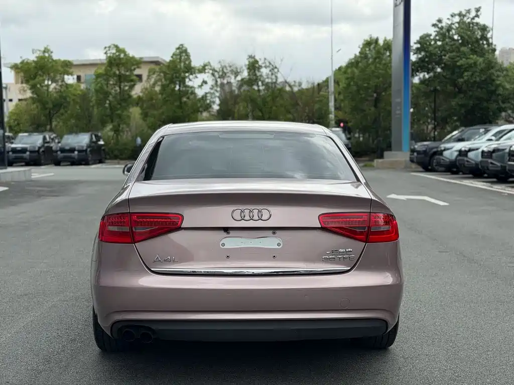 Audi A4L — миниатюра 11