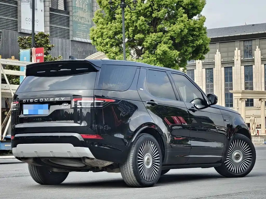 Land Rover Discovery — миниатюра 8