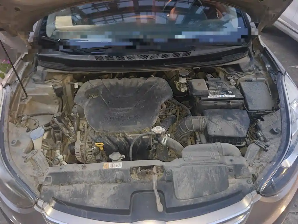 Hyundai Elantra Langdong — миниатюра 11