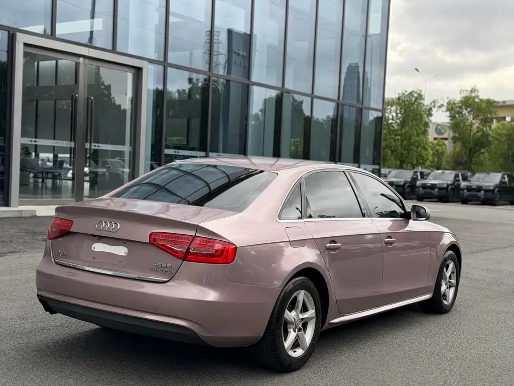 Audi A4L — миниатюра 9