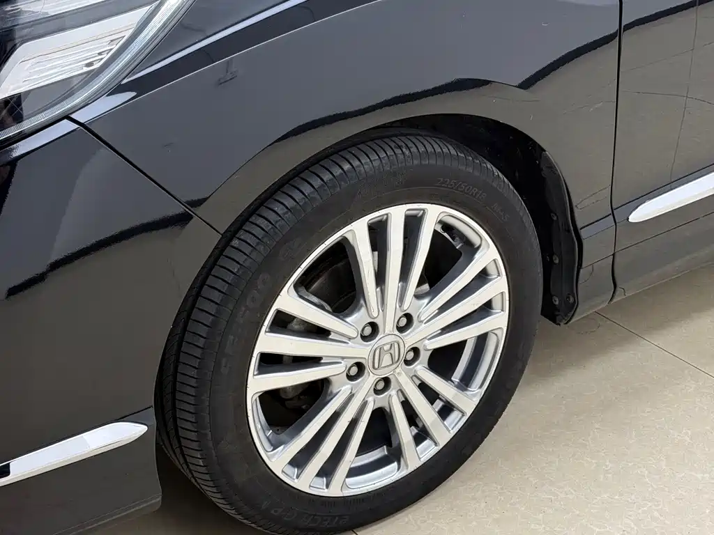 Honda Elysion — миниатюра 8