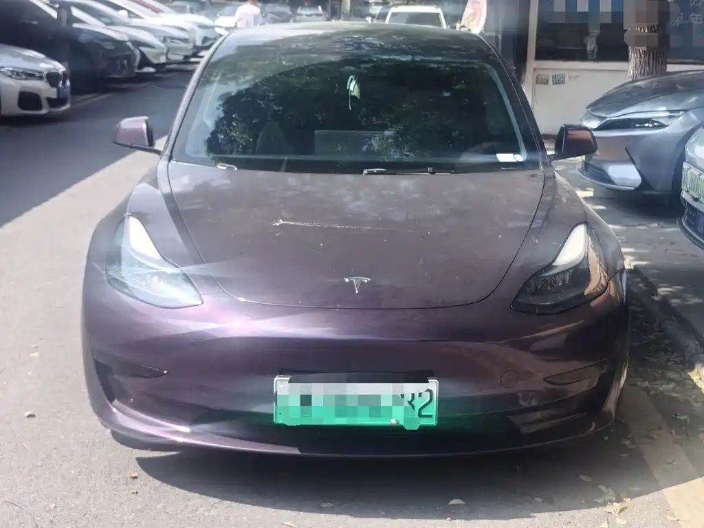Tesla Model 3 — миниатюра 2