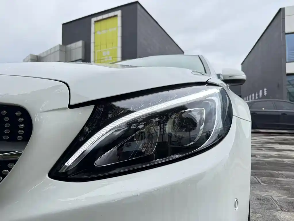 Mercedes-Benz C-Class — миниатюра 24