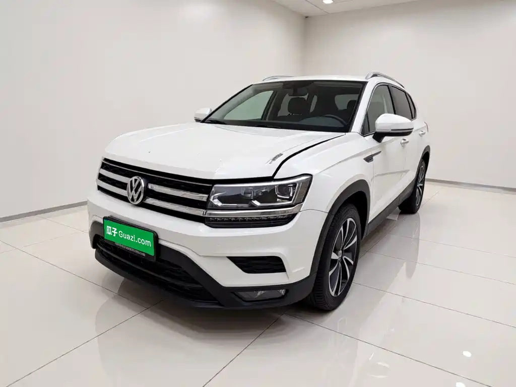 Volkswagen Tharu