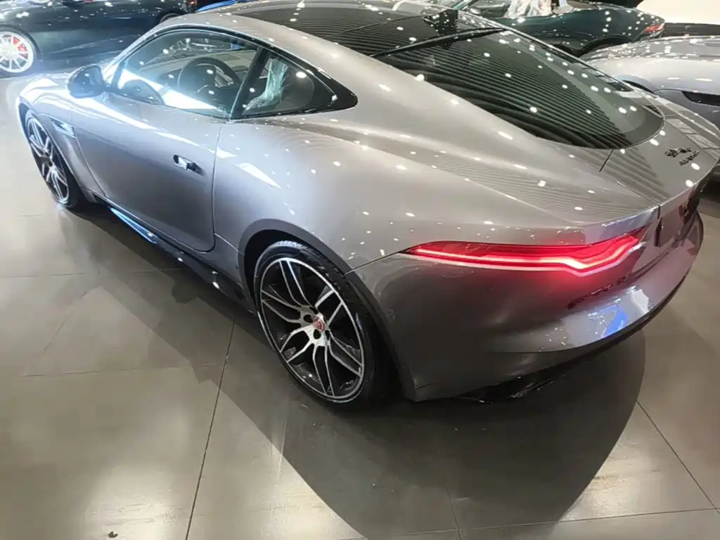 Jaguar F-Type 2021 P380 R-Dynamic