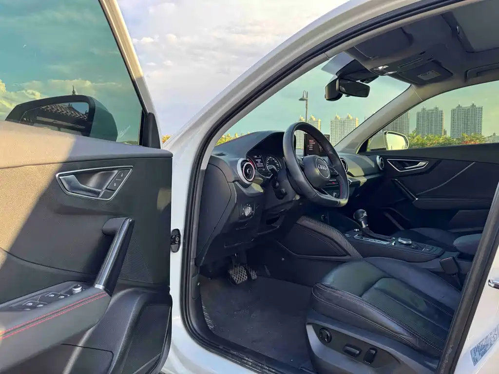Audi Q2L — миниатюра 7