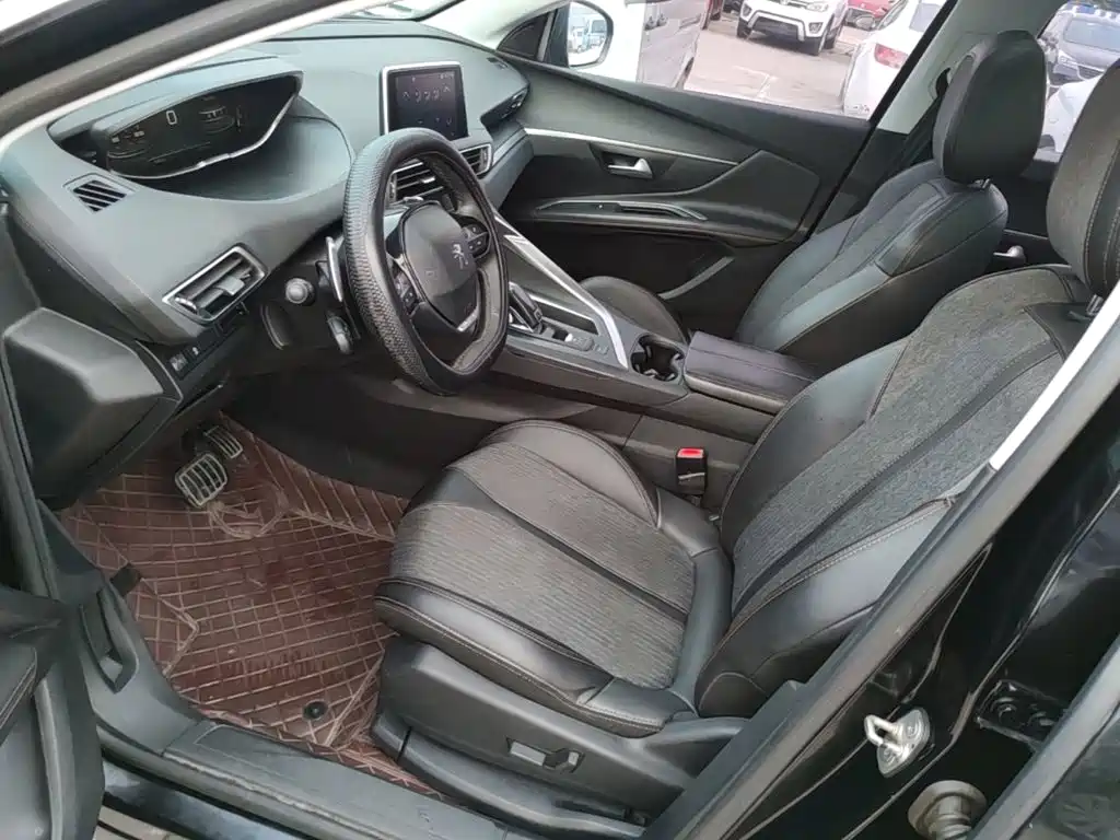 Peugeot 5008 — миниатюра 15