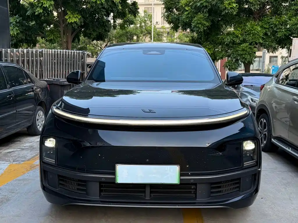 Li Auto Li L8 — миниатюра 2