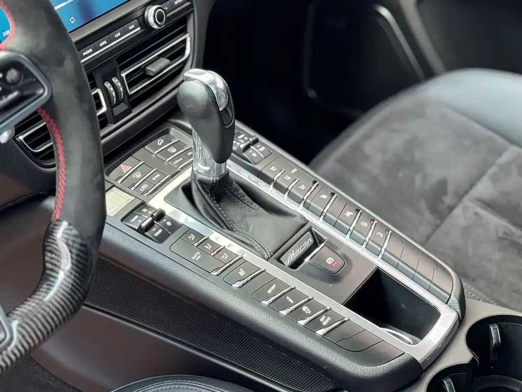 Porsche Macan — миниатюра 34