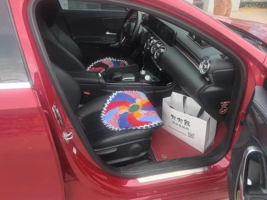 Mercedes-Benz A-Class — миниатюра 8