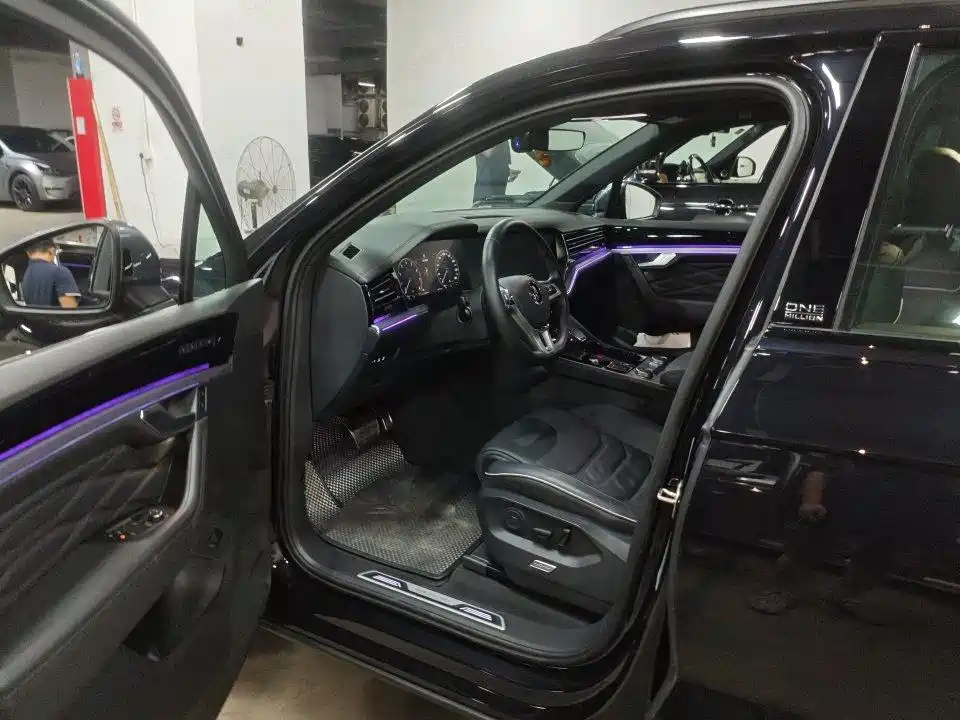 Volkswagen Touareg — миниатюра 6
