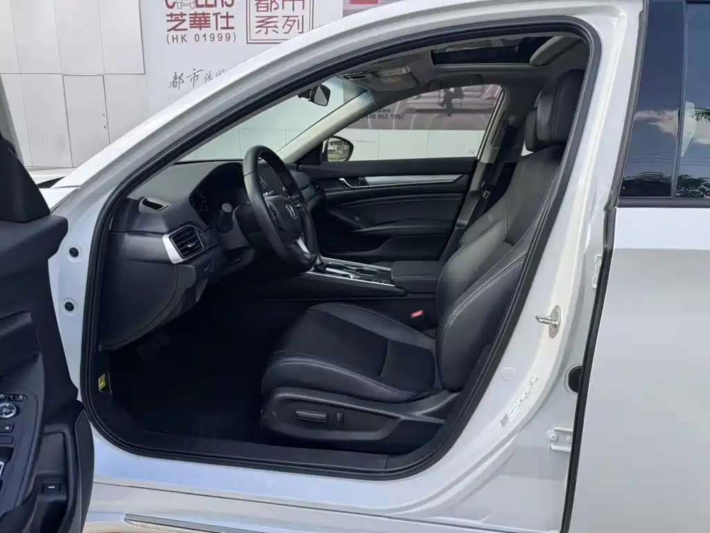 Honda Accord — миниатюра 19