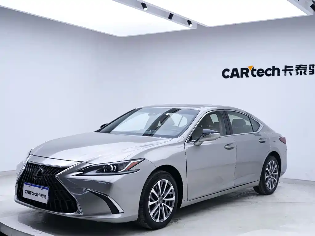 Lexus ES — миниатюра 8