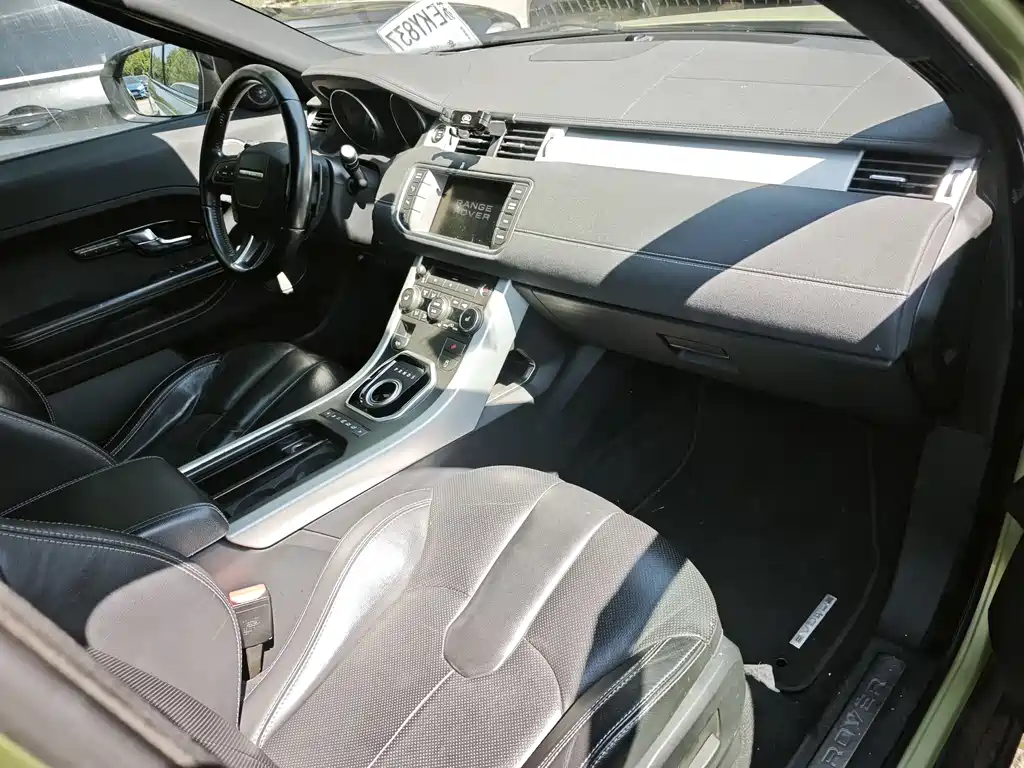 Land Rover Range Rover Evoque 2012 2.0T 5