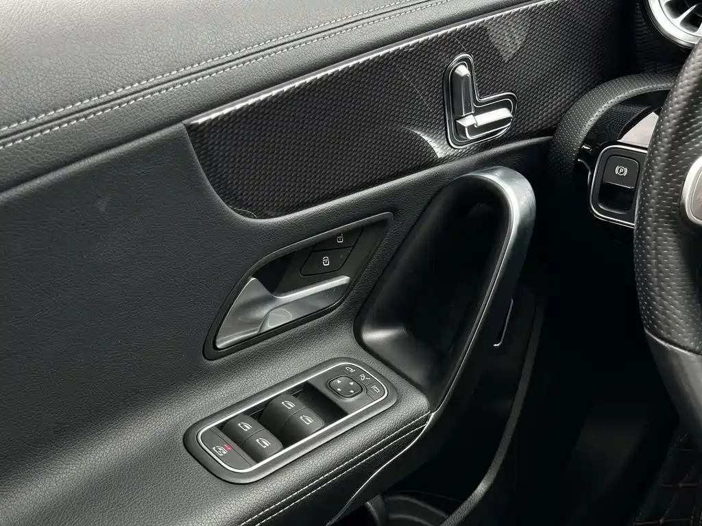 Mercedes-Benz A-Class — миниатюра 16