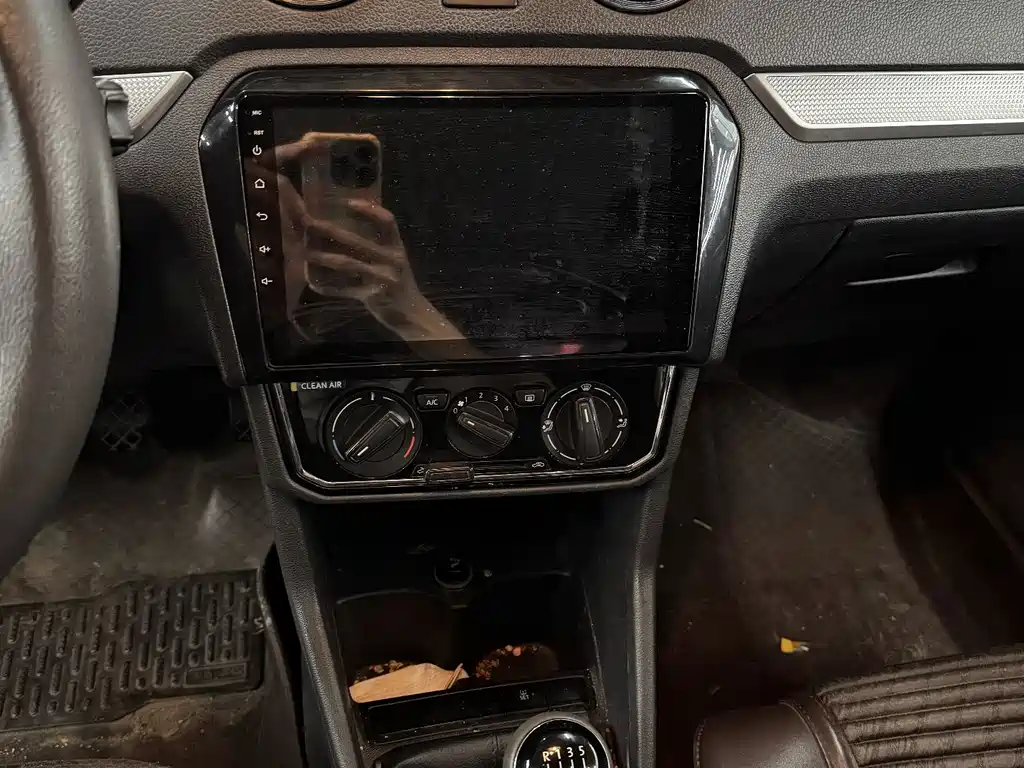 Volkswagen Jetta — миниатюра 11