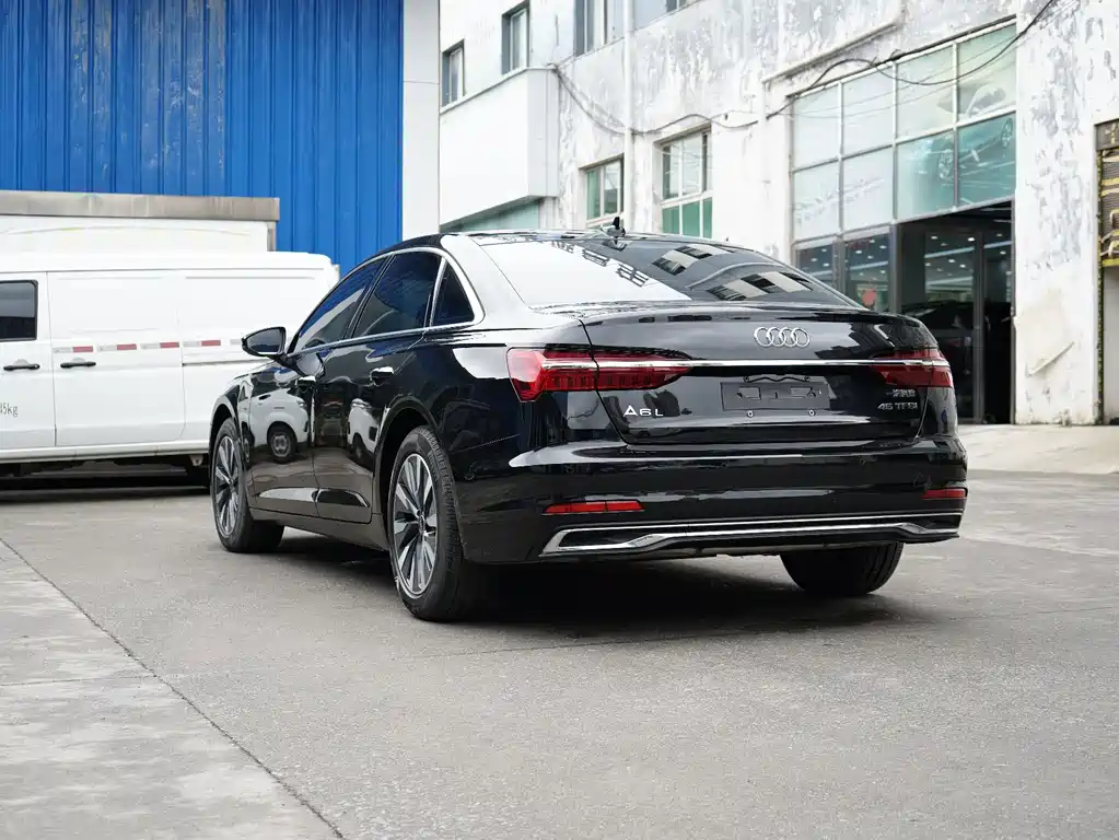 Audi A6L — миниатюра 9