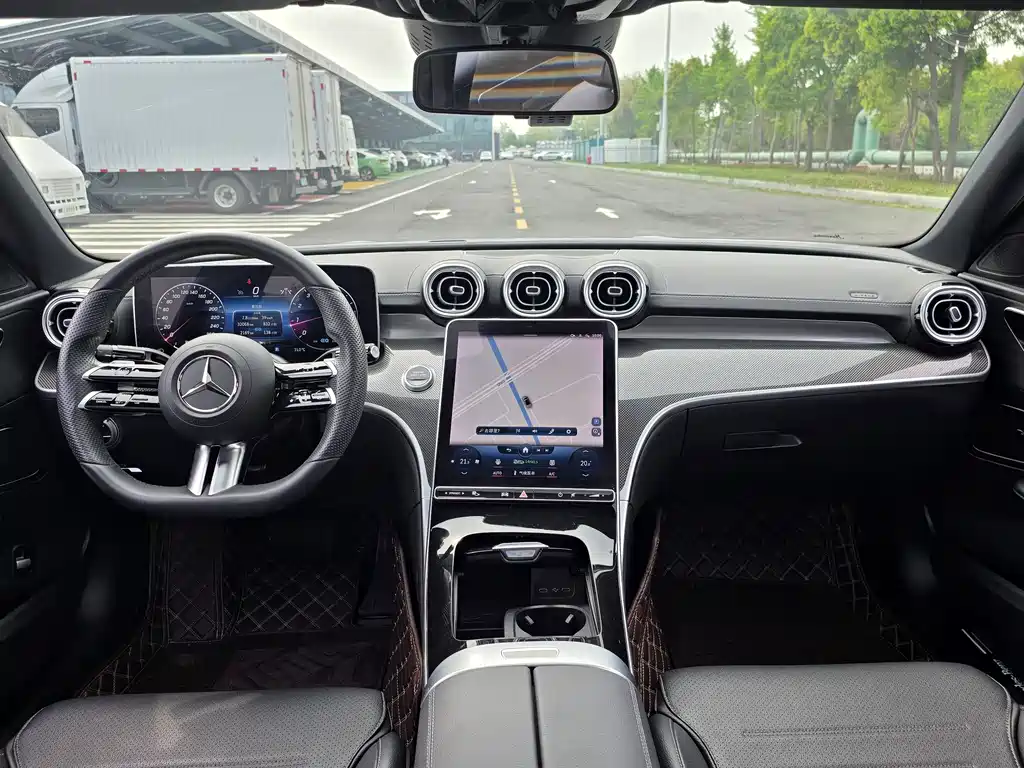 Mercedes-Benz C-Class - фото 8