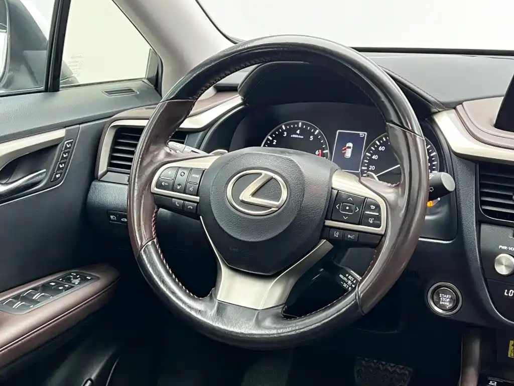 Lexus RX — миниатюра 19