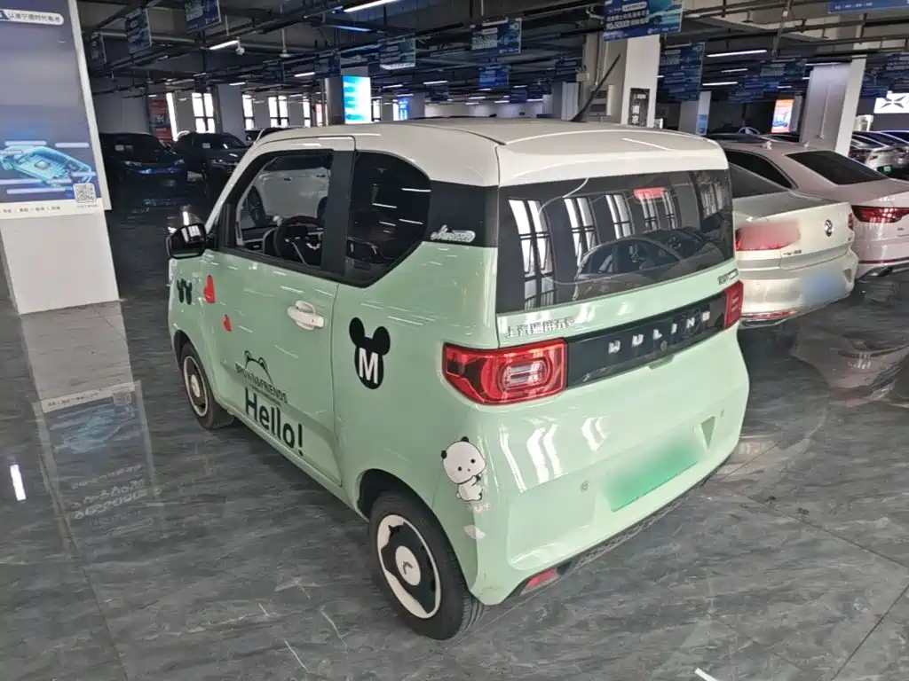 Wuling MINIEV — миниатюра 5