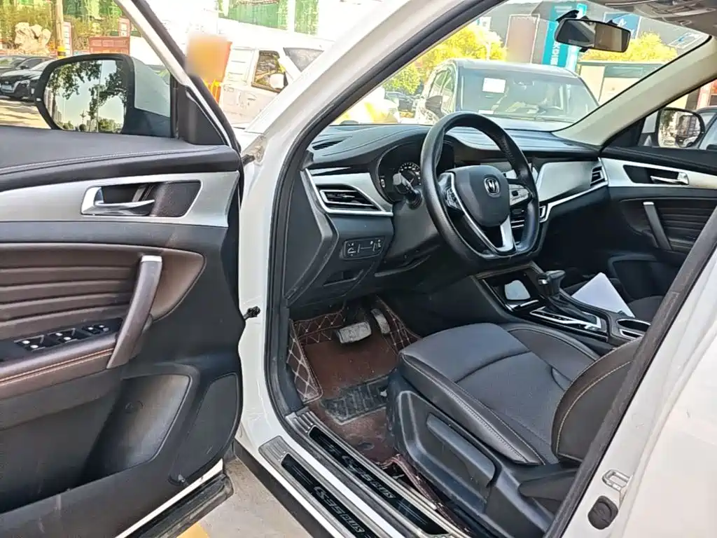 Changan CS35PLUS — миниатюра 16