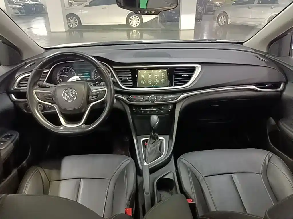 Buick Excelle — миниатюра 10
