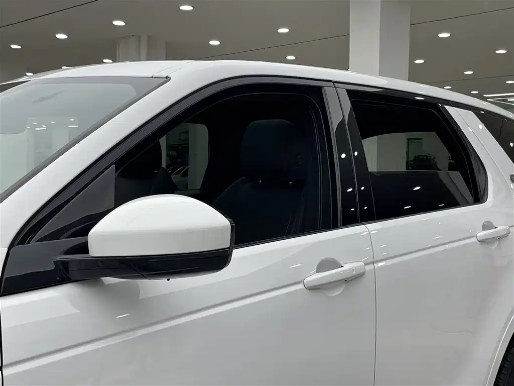 LAND ROVER DISCOVER SPORTS