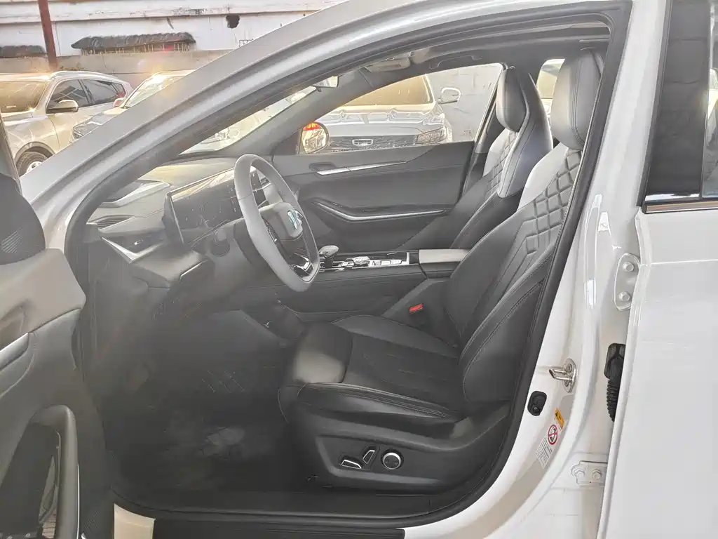 Changan Raeton Plus PLUS 2023 1.5T DCT