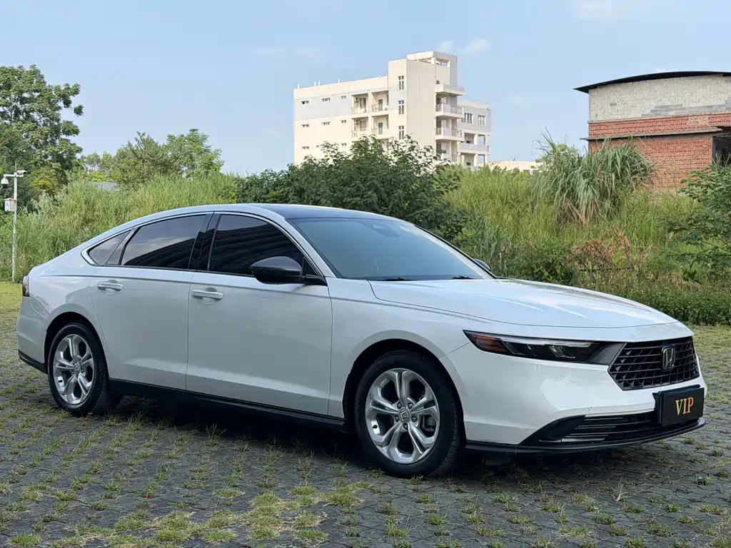 Honda Accord — миниатюра 3