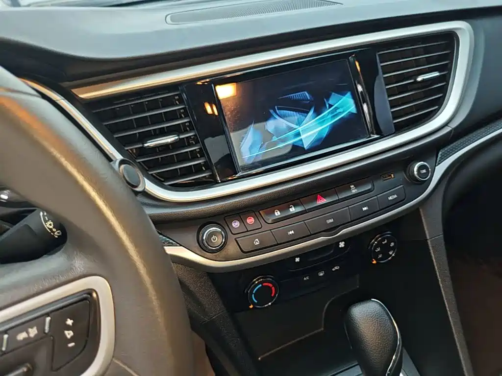 Buick Excelle — миниатюра 13