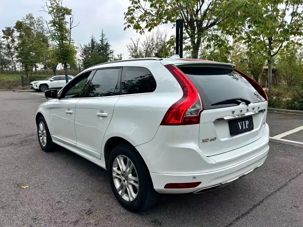 Volvo XC60 — миниатюра 9