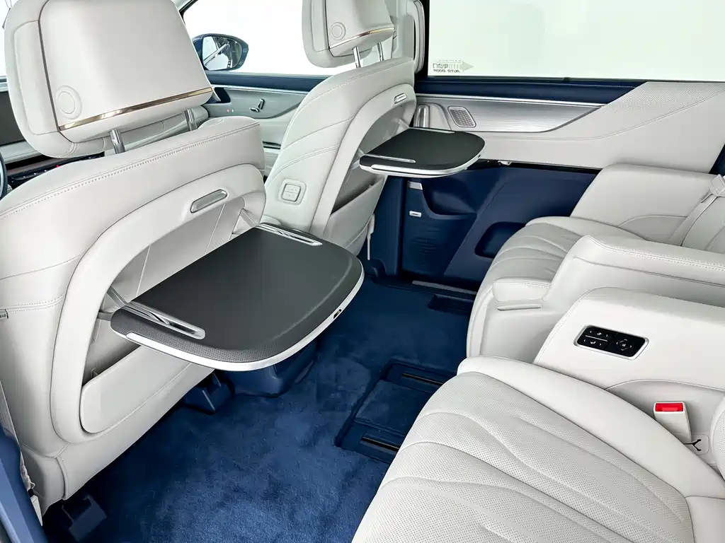 BUICK GL8 NEW ENERGY