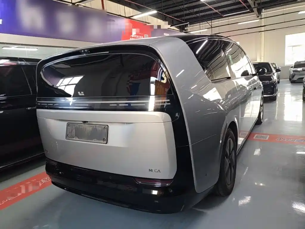 Li Auto Li MEGA — миниатюра 7