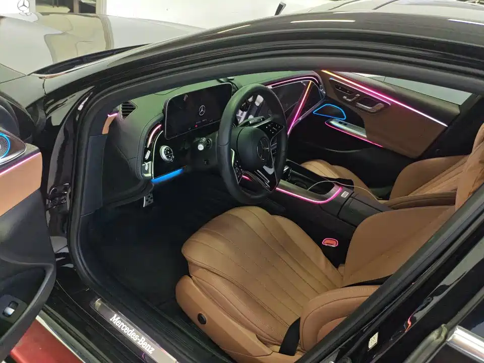 Mercedes-Benz E-Class — миниатюра 7